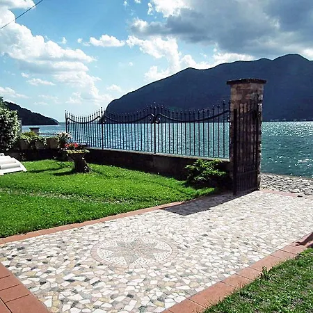 Monteisola 蒙泰伊索拉